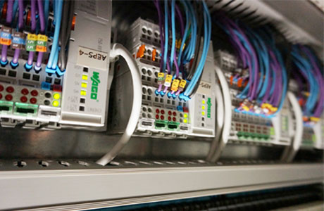 PLC Hub: Guide to Programming, Maintenance, and Applications